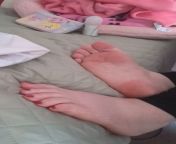 Cover my feet in oil and massage them for me ? from naked katrina videosn aunty oil body massage fre