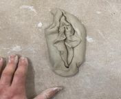 Thank you u/pennyarcadexo for letting me sculpt your Vulva~ Clay Vulva by me ;) from vulva phato