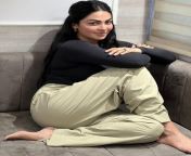 Sexy mommy NEERU BAJWA with her fat ass and sexy feet waiting for you to wank all over her! from punjab sex photo neeru bajwa