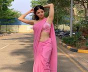 Vedhika Kumar navel in pink saree from indian auntyes nude showing hot boobs navel in pink saree