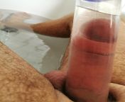First try att pumping with water. Pumping right now! from sexpot pumping with two