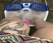 Thick thigh/busty/Latina (10m+) Watch mi wash my dirty piggies https://onlyfans.com/ from mi incets my waef siu