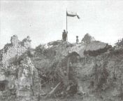 Posting Polish military stuff on a semi-regular basis until I forget I&#39;m doing it, day 10, Polish flag flying from the ruins of the Monte Cassino monastery, 19 of May 1944 from cassino com dep