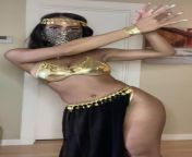 Do u want me to belly dance for you and u fuck me hard? from chabbi belly dance 3gp