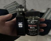 Rocking the Aromamizer Supreme V3 tonight with some good old Unicorn Milk! 3.5MM Quad core Alien full Ni80. Big flavour! from view full screen good old sofia gomez mp4