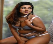 Jhilik roy Blowjob video available....Dm me from saree model jhilik roy