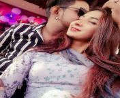 Hot desi girl enjoy with her boyfriend ?? link in comment from hot desi kamvali arobixxaree condom and sex