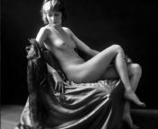 Ziegfeld Follies girl Alden Gay photographed by Alfred Cheney Johnston (1920s) from alden pen