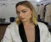 I was employed by a security company who specialised in celebrity stand ins. My first assignment was Margot Robbie, I was given a skin suit and a week to adjust before meeting Miss Robbie and now she is going to train me for a month or until she’s satisfi from robbie nudw xxx mant