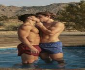 Müthiş gay öpüşme sahneleri ve devamı ilerleyen saatlerde from Öpüşme sahneleri