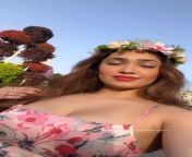 Aditi Mistry from view full screen aditi mistry 14 june bath live official app video mp4