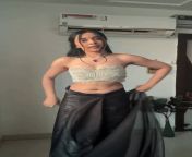 Tanya Mittal sexy saree drapping from hindi sexy saree