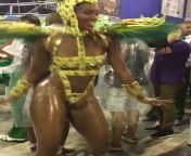 A prova cabal de que Izaa mulher mais bonita do Brasil, qui do mundo from cris pkena a melhores dancarina do brasil dancando musica hd