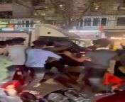 Mumbai(again): a Muslim driver beaten from xxx com 90 muslim v