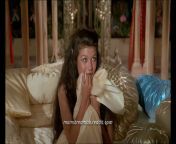 A Topless Catherine Zeta-Jones Knees a Man in the Balls Off-Screen in Les 1001 Nuits (1990) from 谷歌引流留痕【电报e10838】google引流收录 njo 1001