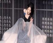 &#34;Like A Diamond&#34; Vuong Dich x Chau Thi Vu Kpop lesbian-coded dance from mark fakes kpop