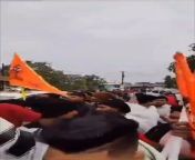 Muslim man brutally assaulted by a ravaging mob of Hindu-extremists chanting &#34;If you want to live in India, you&#39;ve to chant Jai Shri Ram&#34; from hindu gal xxx muslim man