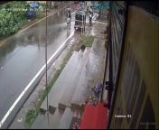 Careless bicyclist ran over by school bus (July 5, 2023. India) from stw xx 3gp kolkata school xxx video bangladesh giw india comom son sex indian